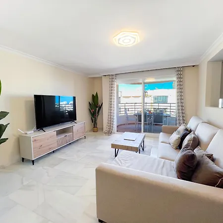 In Center With Sea Views Marbella