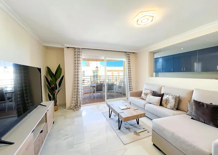 In Center With Sea Views アパート *