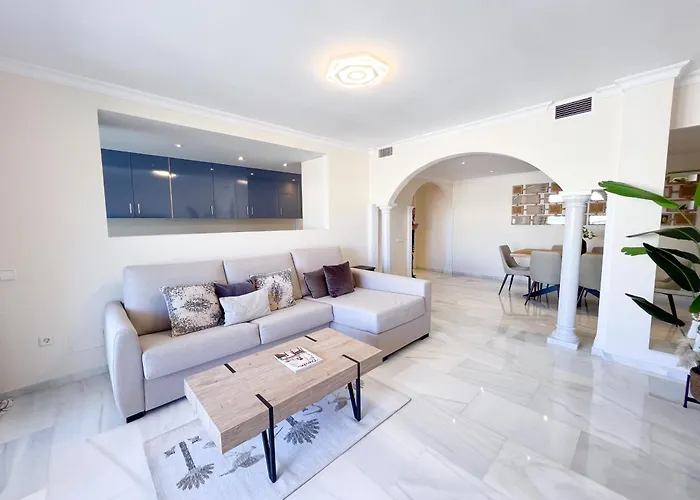 アパート In Center With Sea Views