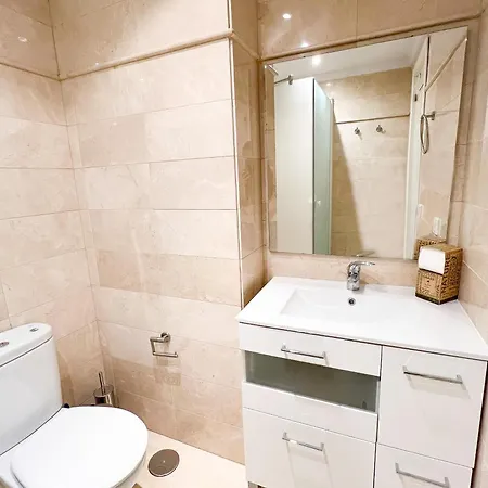 Appartement In Center With Sea Views *