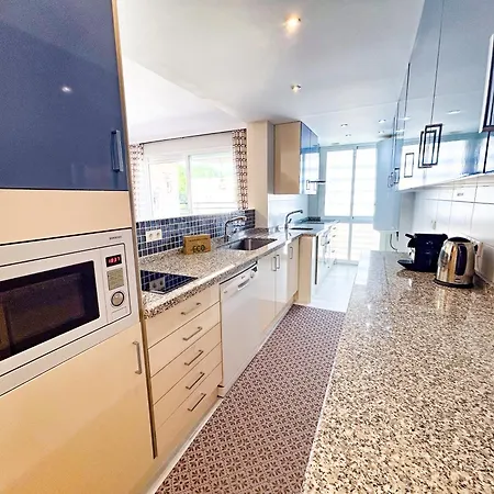 In Center With Sea Views Daire Marbella